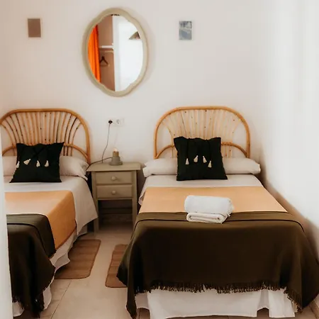 Africa ゲストハウス 2*